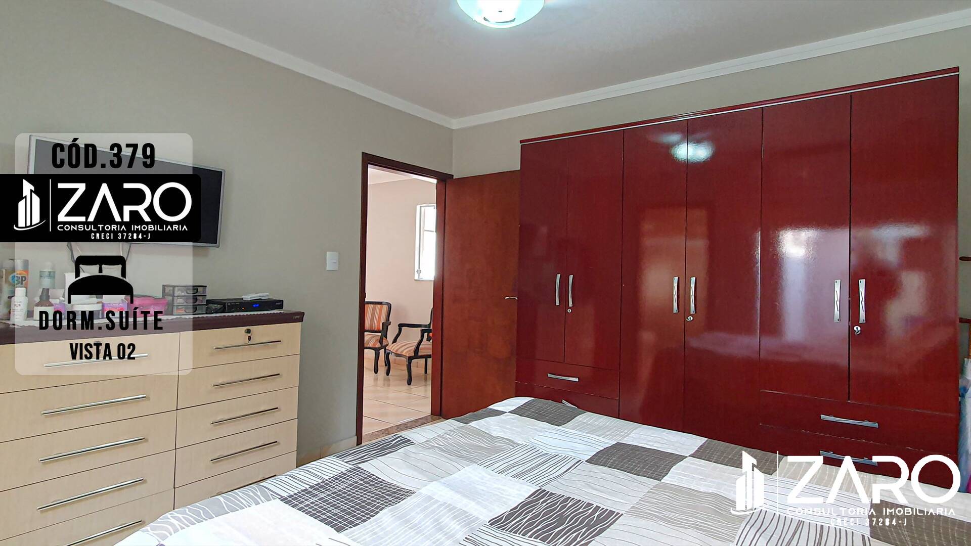 Casa à venda com 3 quartos, 216m² - Foto 10