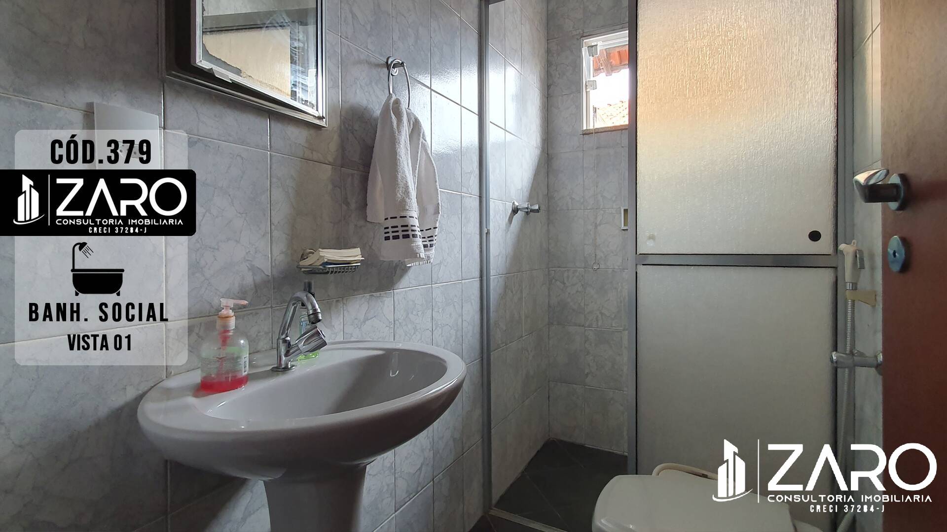 Casa à venda com 3 quartos, 216m² - Foto 23