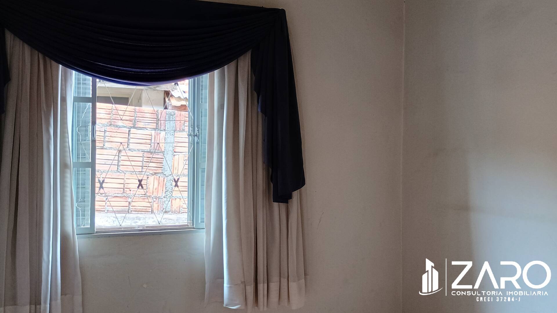 Casa à venda com 3 quartos, 166m² - Foto 3