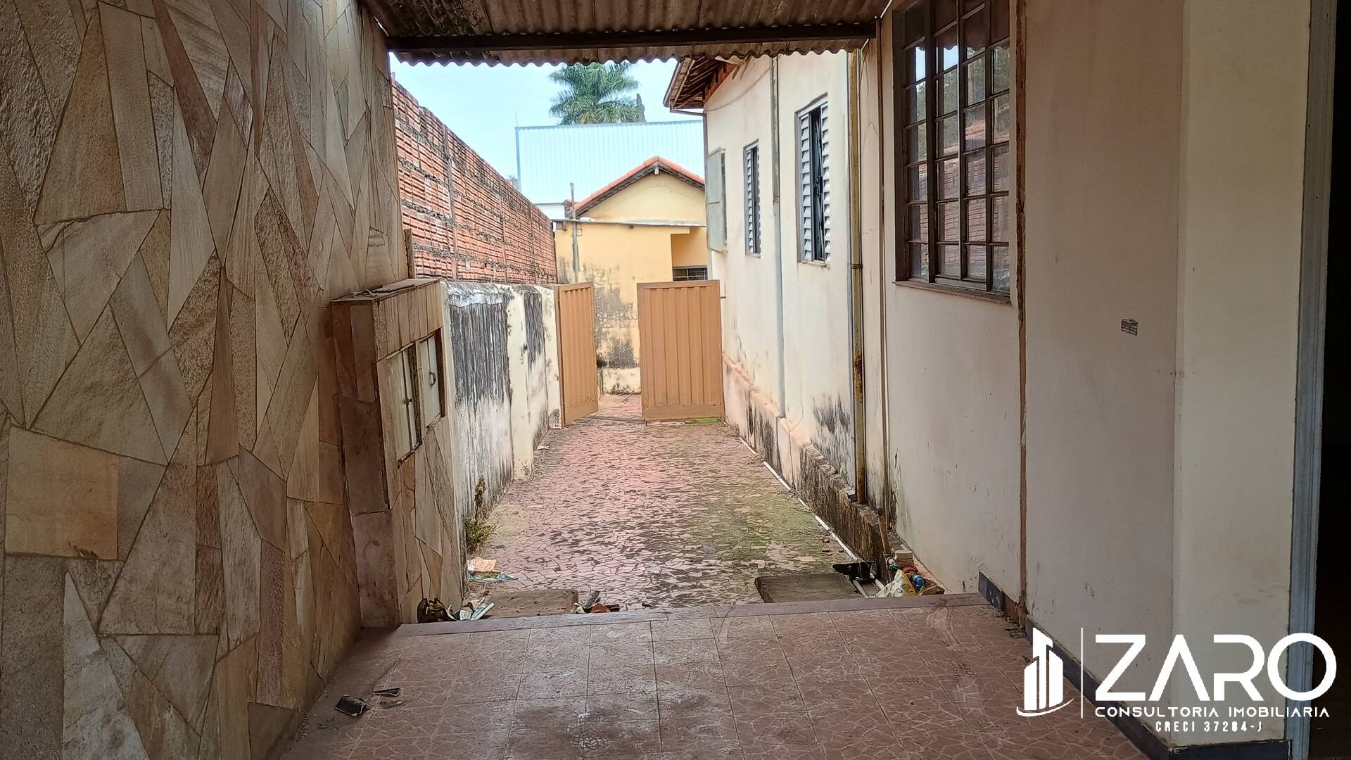 Casa à venda com 3 quartos, 166m² - Foto 8