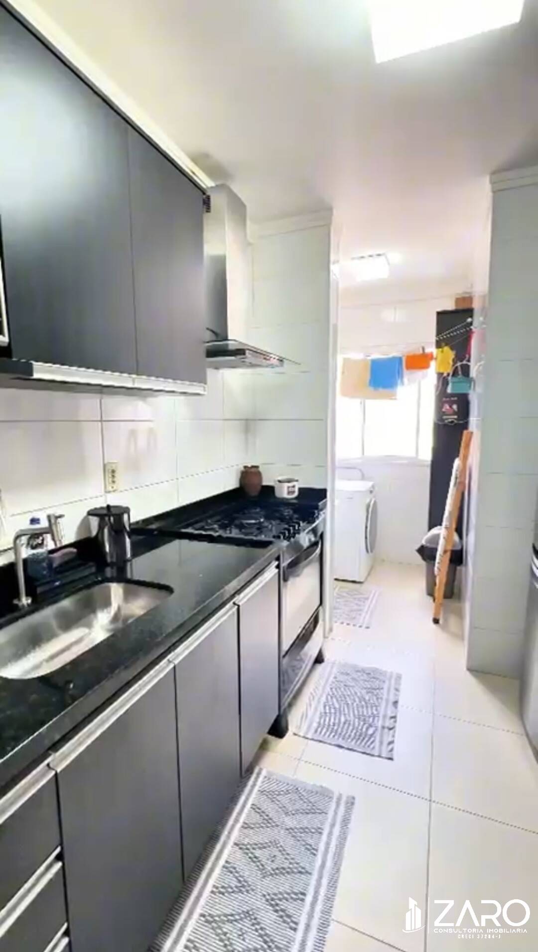 Apartamento à venda com 3 quartos, 86m² - Foto 3