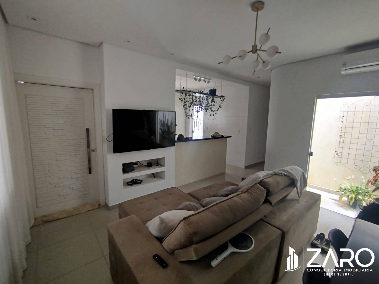 Casa, 2 quartos, 109 m² - Foto 1