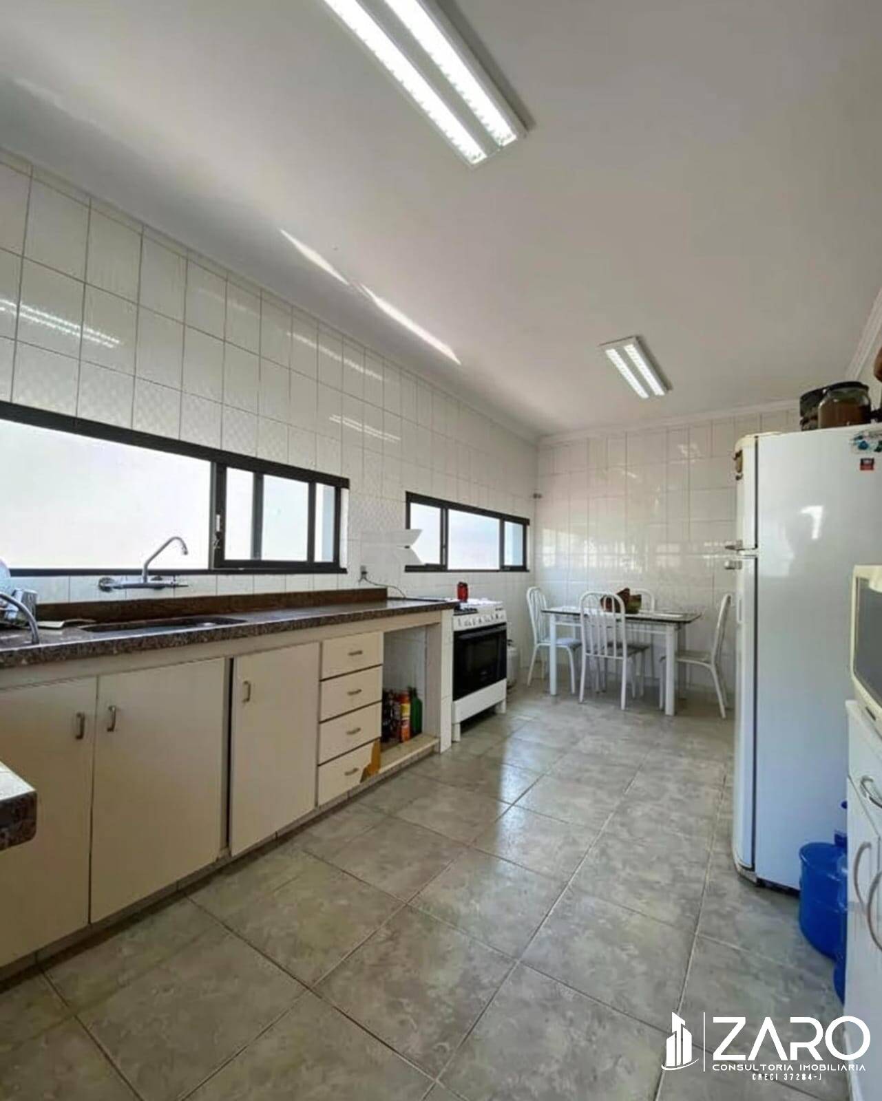 Sobrado, 4 quartos, 223 m² - Foto 30
