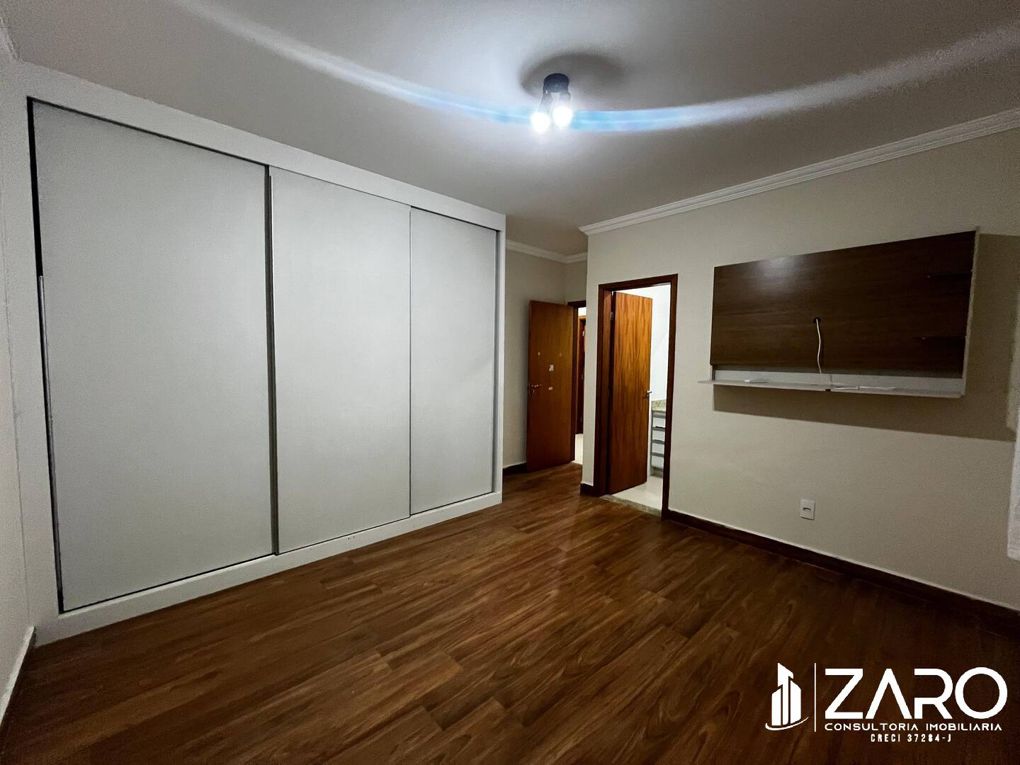 Casa, 4 quartos, 362 m² - Foto 8