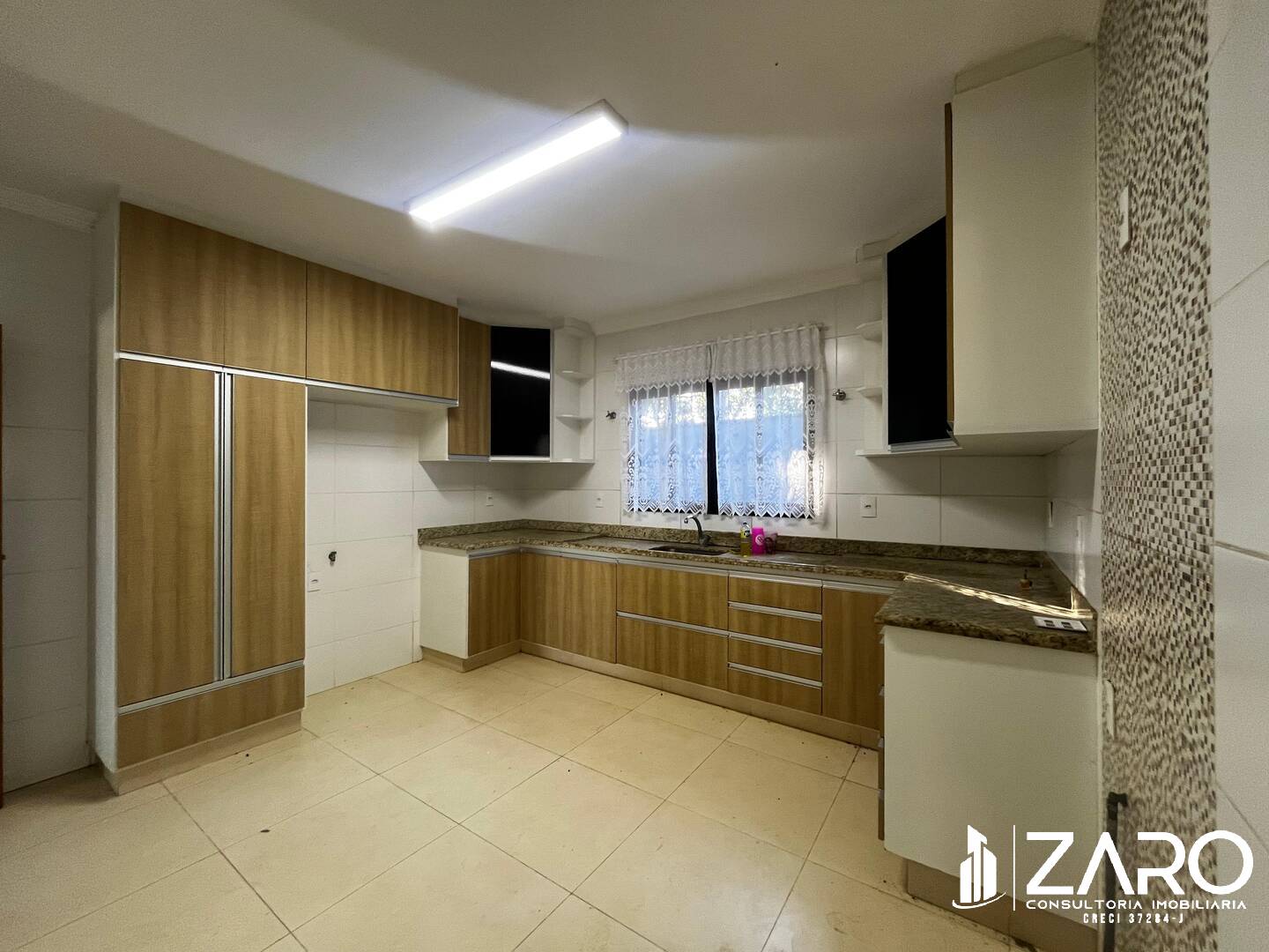 Casa, 4 quartos, 362 m² - Foto 10