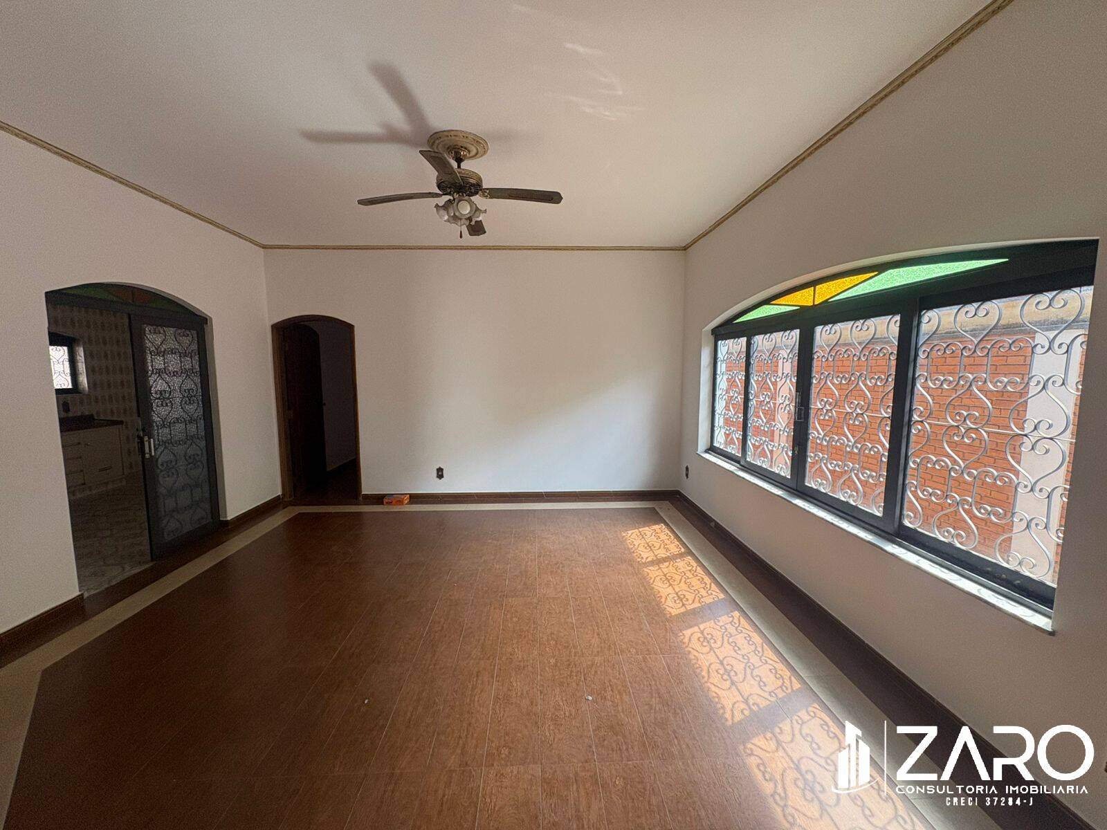 Casa, 3 quartos, 320 m² - Foto 1